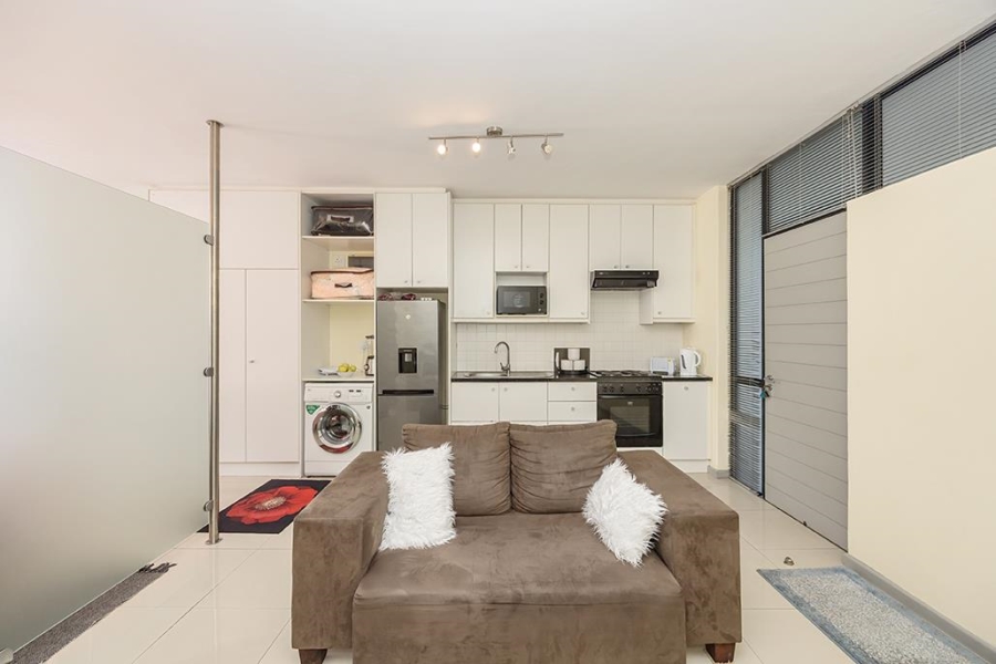 1 Bedroom Property for Sale in Observatory Western Cape